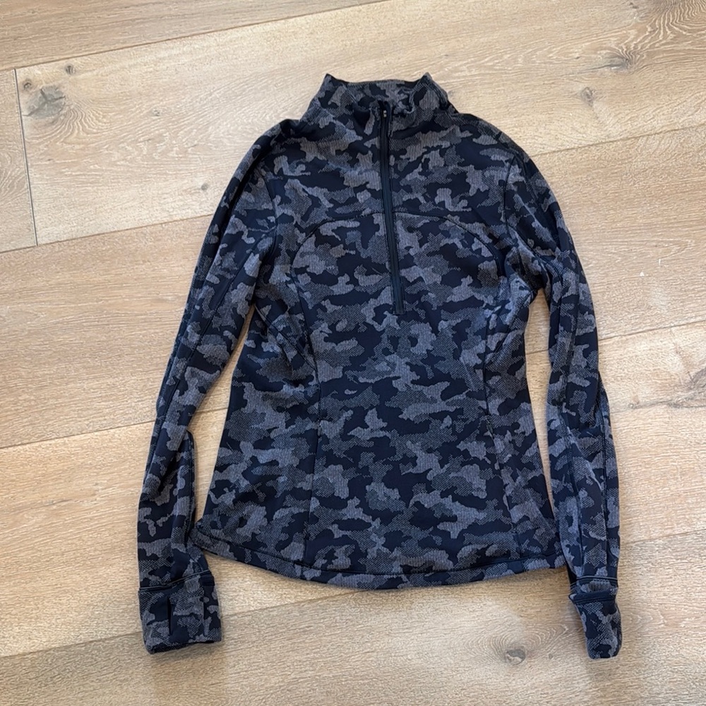 lululemon Women's Camouflage Quarter-Zip Top
